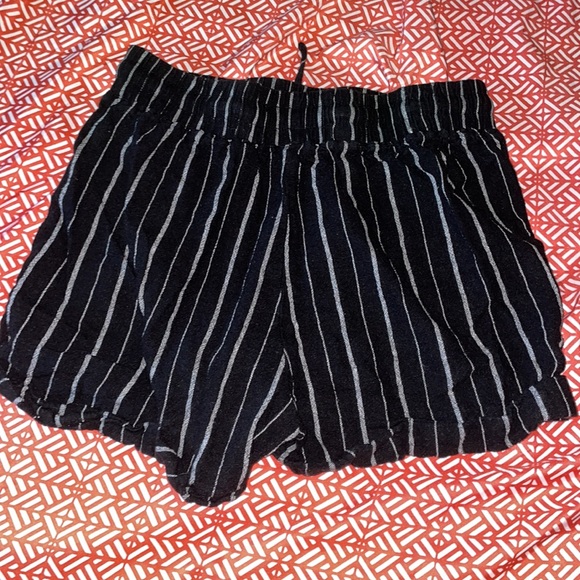 Forever 21 Striped Shorts Small - Picture 2 of 4